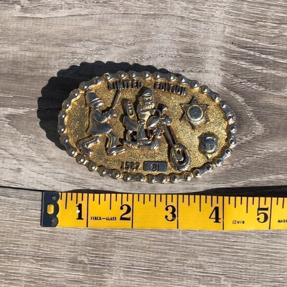 Limited edition law enforcement belt buckle - Picture 3 of 5